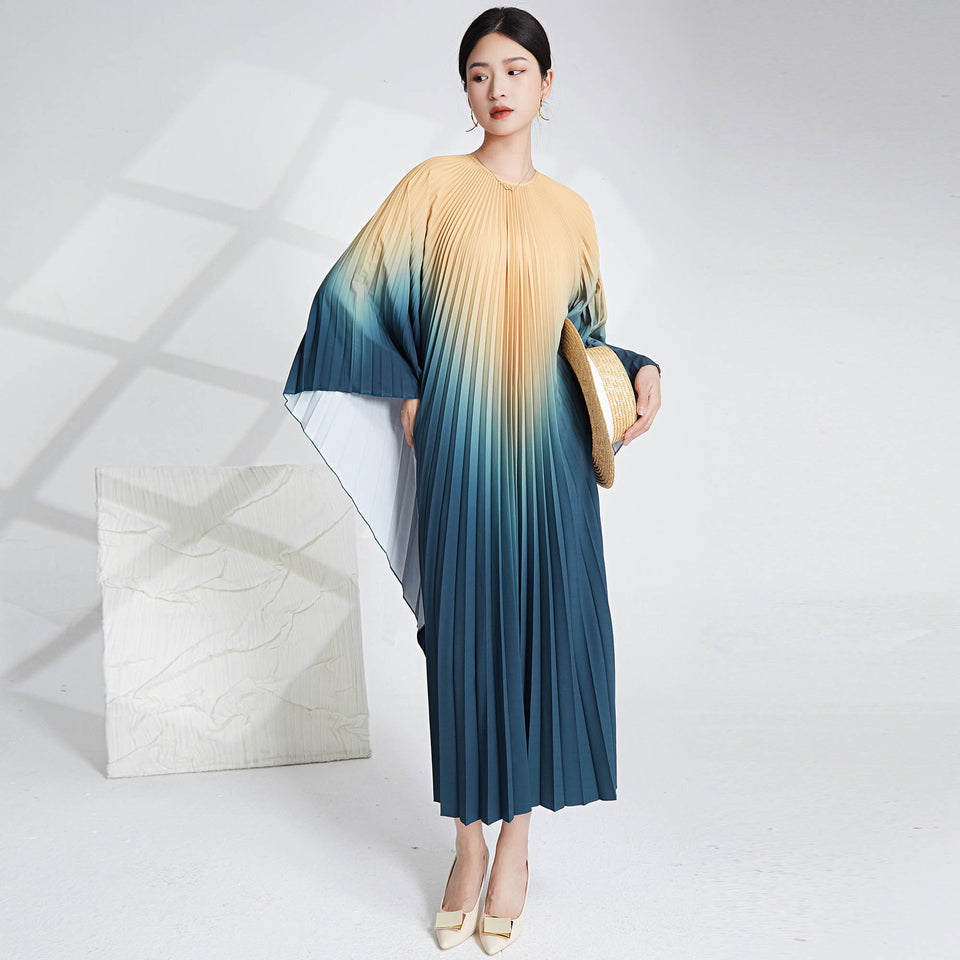 Gradient curvy woman long dress