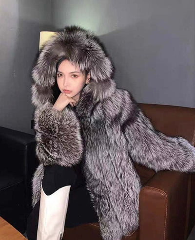 Ecopelliccia con cappuccio full zip Silver fox color MUST HAVE